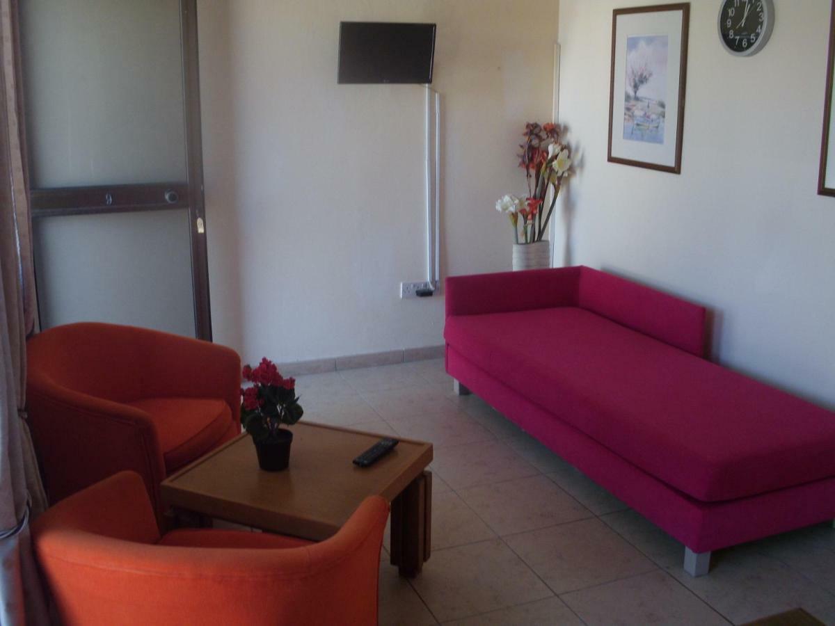Anastasia Holiday Apartments Paphos Eksteriør billede